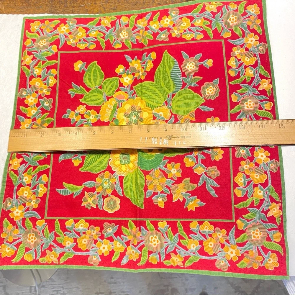 Set of 7 April Cornell Floral Cotton Cloth Red Table Napkins 15 In. Square